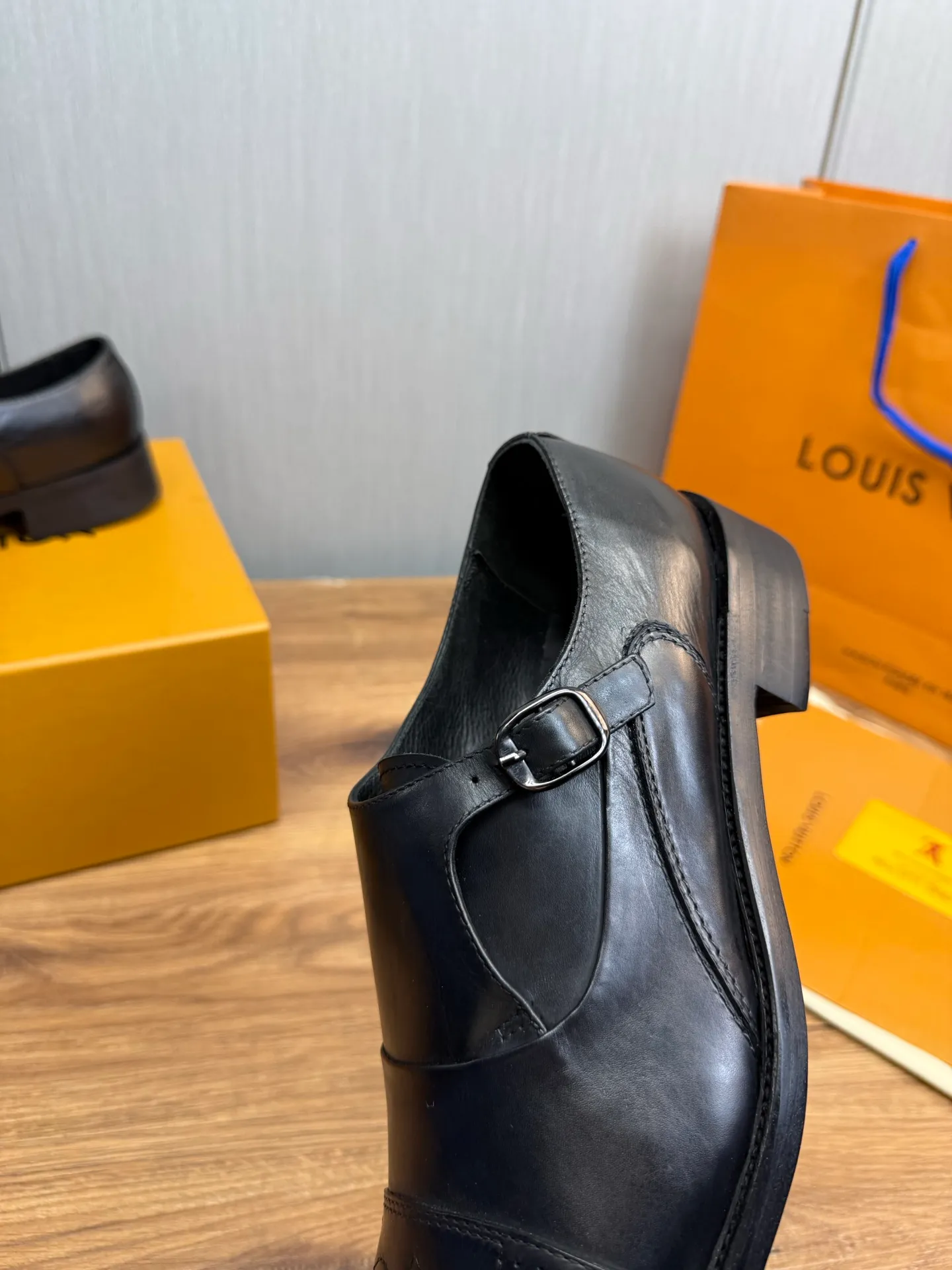 Men's shoes💰760💰 LV. Men's business casual leather shoes, 1:1 shipment ⬆️Luxurious and noble👞All imported original brand leather, just to create a more comfortable wearing experience, upper: original cowhide ➕Imported full cow lining, original leather outsole ✔️36-45 (38.45 non-refundable)